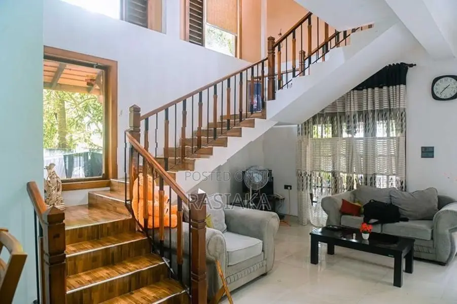 Fully Furnished House for Sale Ampara