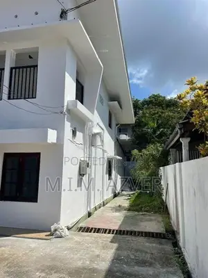 Spacious House for Sale in Rathmalana