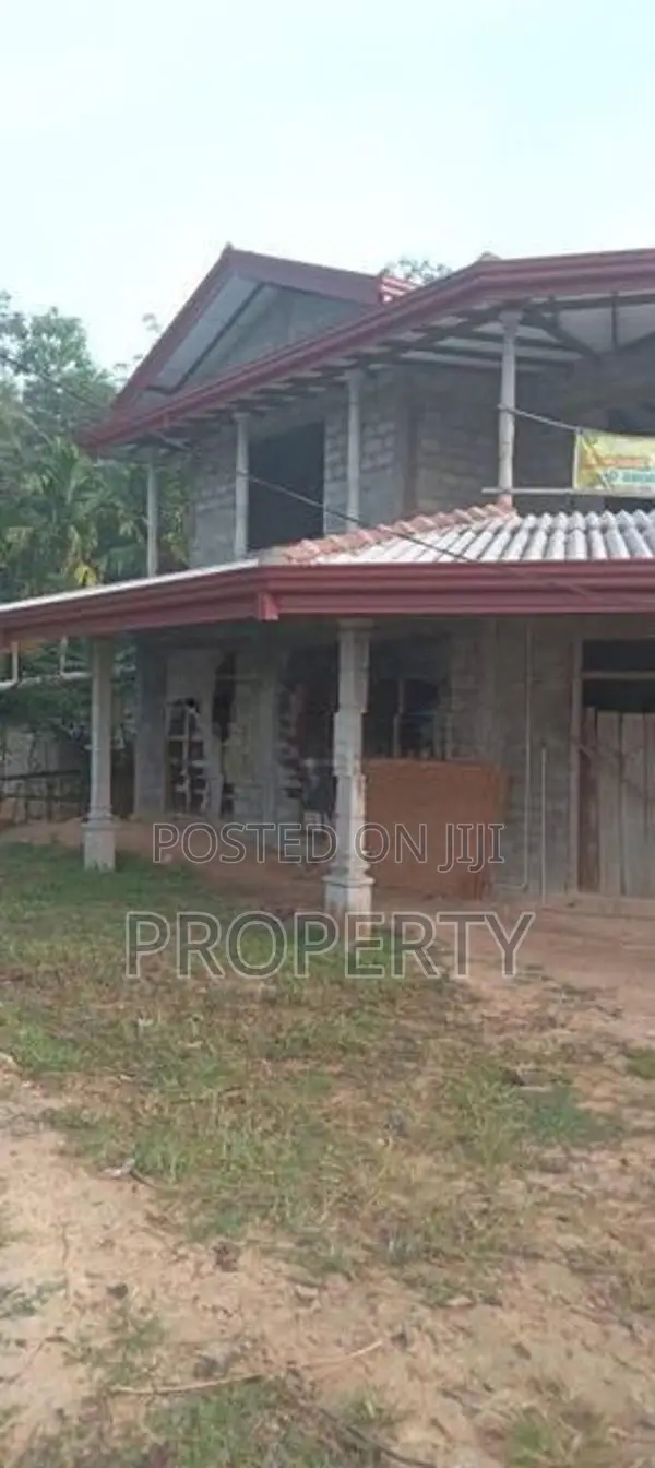 32Perch 5BR - House for sale in Kandy Warallegama
