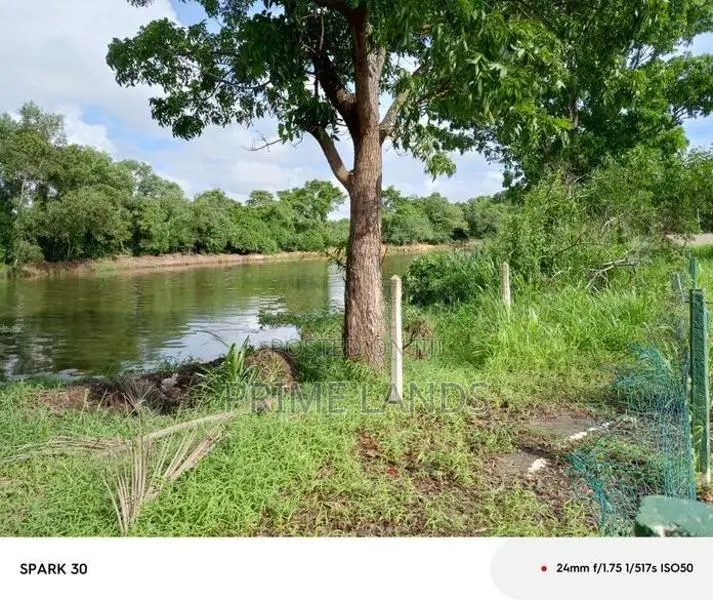 River Face Land for Sale in Nawala