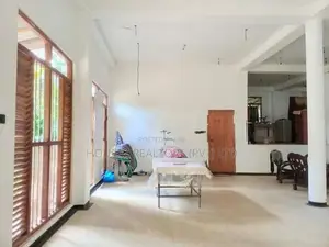 100-Perch Building for Sale in Weligama