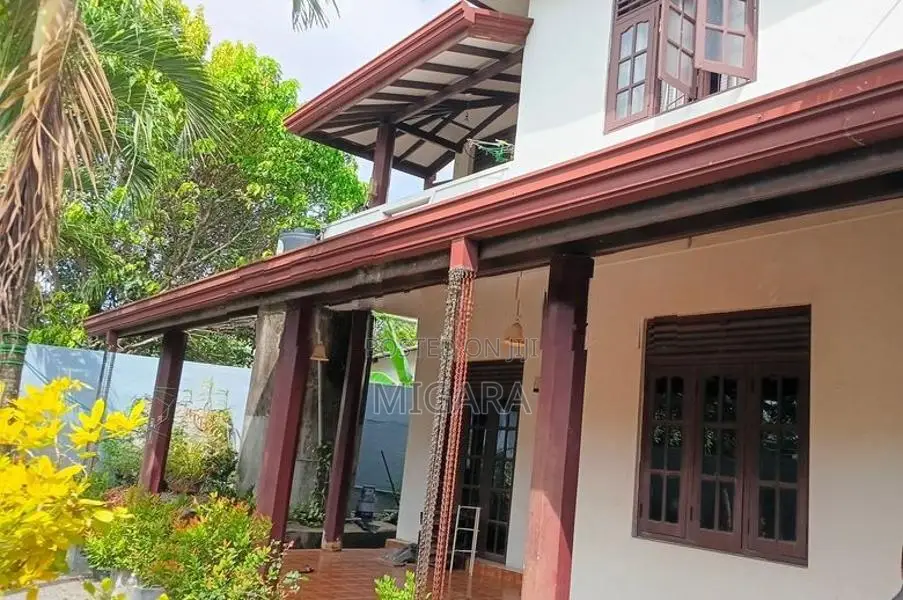 Spacious House for Sale in Kelaniya Thalwatta