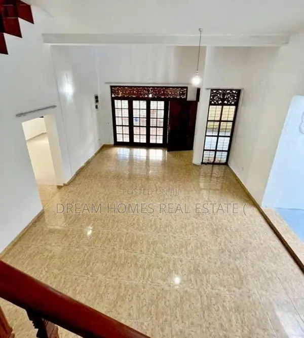Spacious 4 Bedroom House for Rent – Kalalgoda, Thalawathugoda