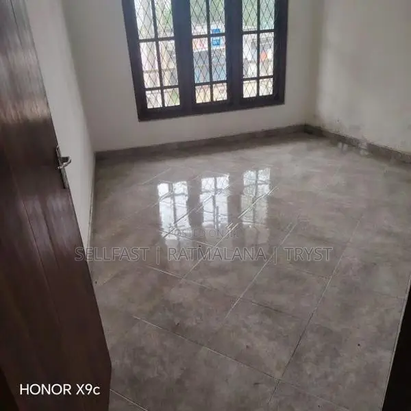 Building for Rent in Pliyandala, Madapatha