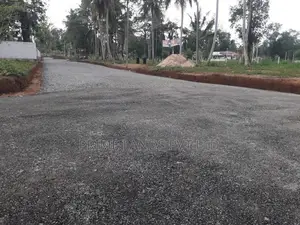 අලව්ව නගරයෙන් ඉඩමක් විකිණීමට