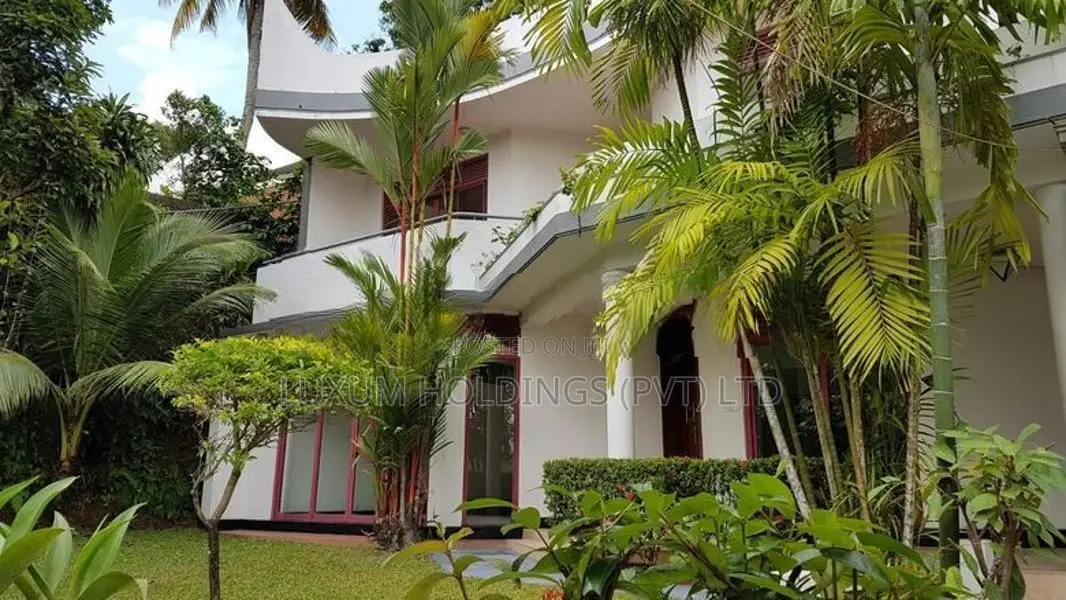 Luxury House For Rent Off Overseas school Battaramulla [ 1856C ]