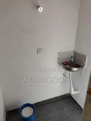 Room For Rent in Boralesgamuwa