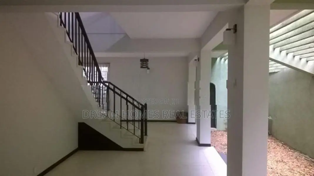 12 Perch House with Garden for Sale – Kiribathgoda