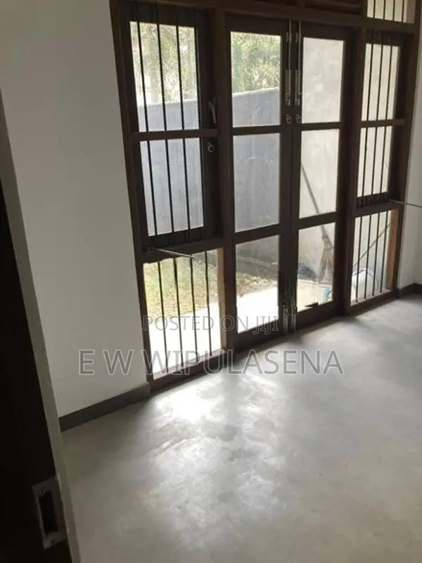 18 Perch Land for Sale in Pannipitiya
