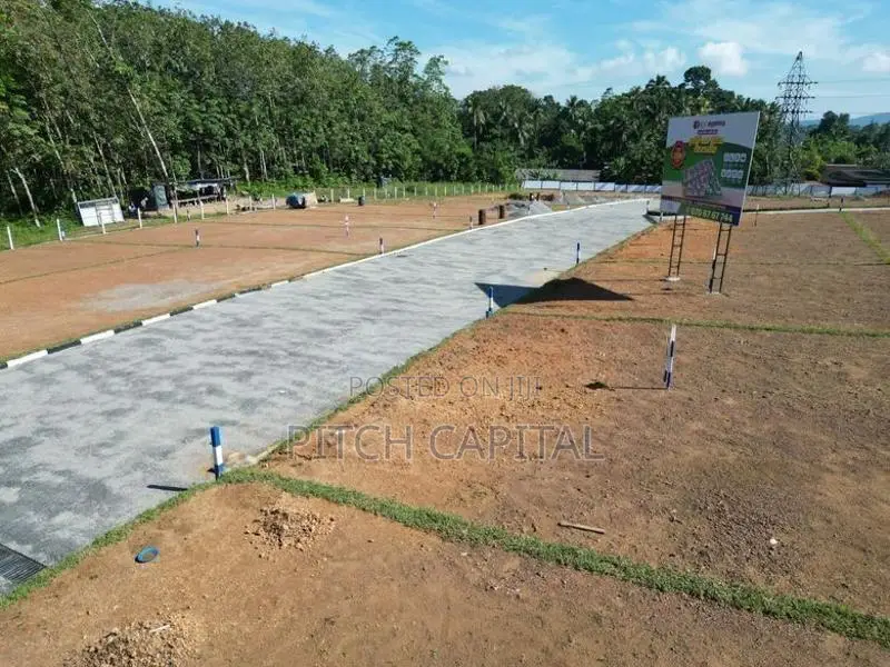 කළුඅග්ගල ප්‍රදේශයෙන් අගනා ඉඩමක්