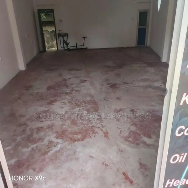 Building for Rent in Pliyandala, Madapatha