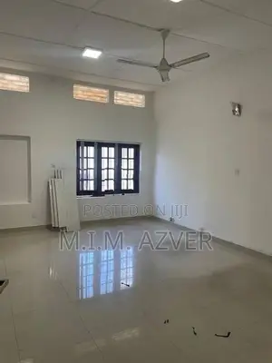 Spacious House for Sale in Rathmalana