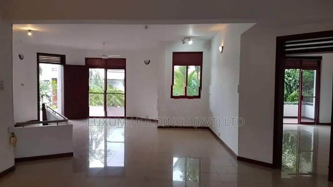 Luxury House For Rent Off Overseas school Battaramulla [ 1856C ]