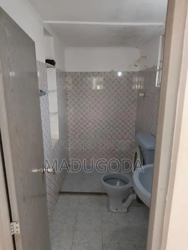 Room For Rent in Boralesgamuwa