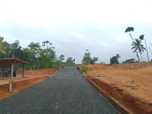 Residential Land for Sale in Aluthwala