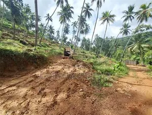7 Acres Multipurpose Land Is for Sale in Mirigama