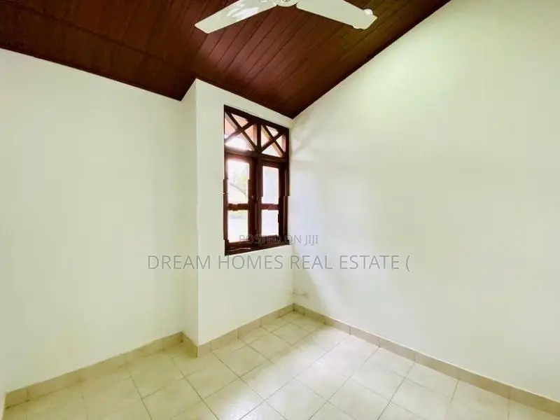 Modern 3 Bedroom House for Sale – Athurugiriya
