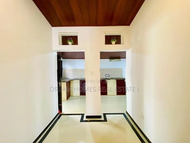 Modern 3 Bedroom House for Sale – Athurugiriya