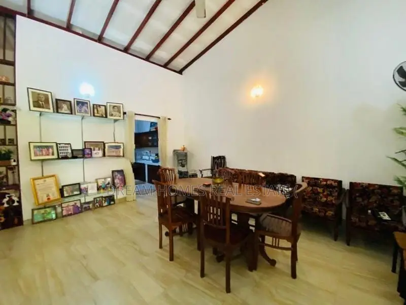 4 Bedroom Family Home for Sale in Malabe
