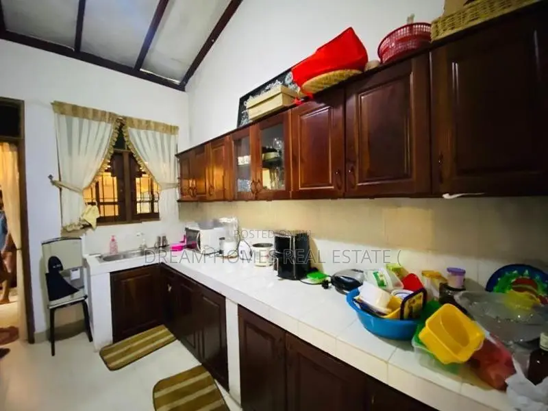 4 Bedroom Family Home for Sale in Malabe
