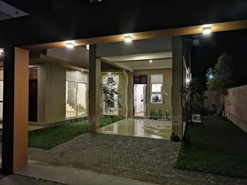 House For Sale In Banadaragama Piliyandala Road