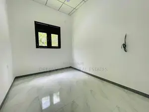 Luxury 4-Bedroom House for Sale in Kiribathgoda