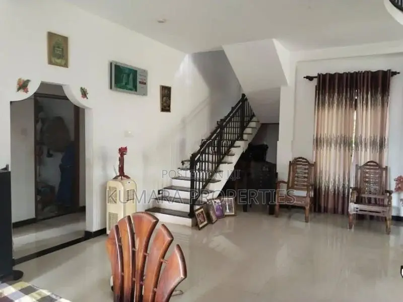 Spacious House for Sale – Bandaragama