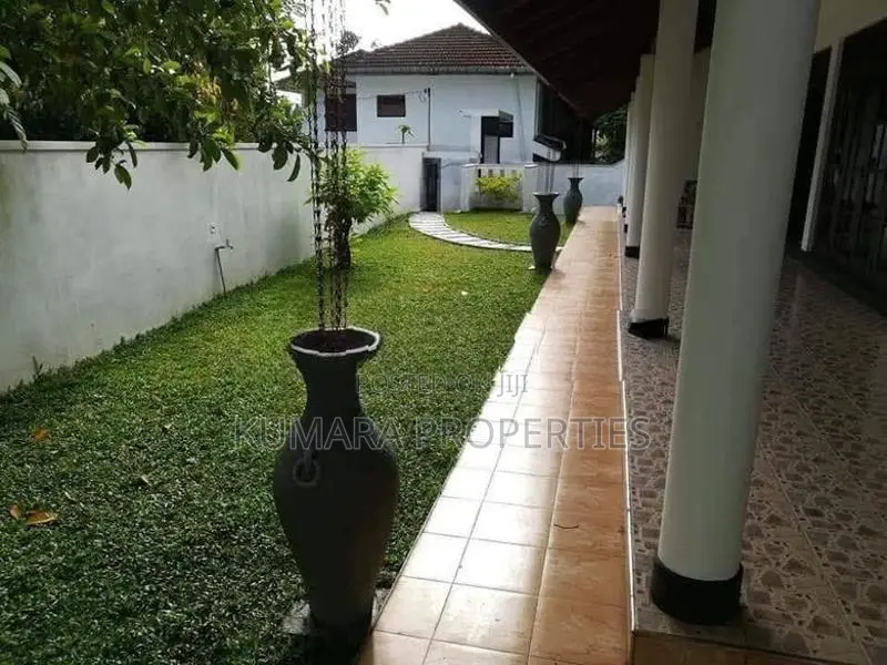 Spacious House for Sale – Bandaragama | Kesbewa Road