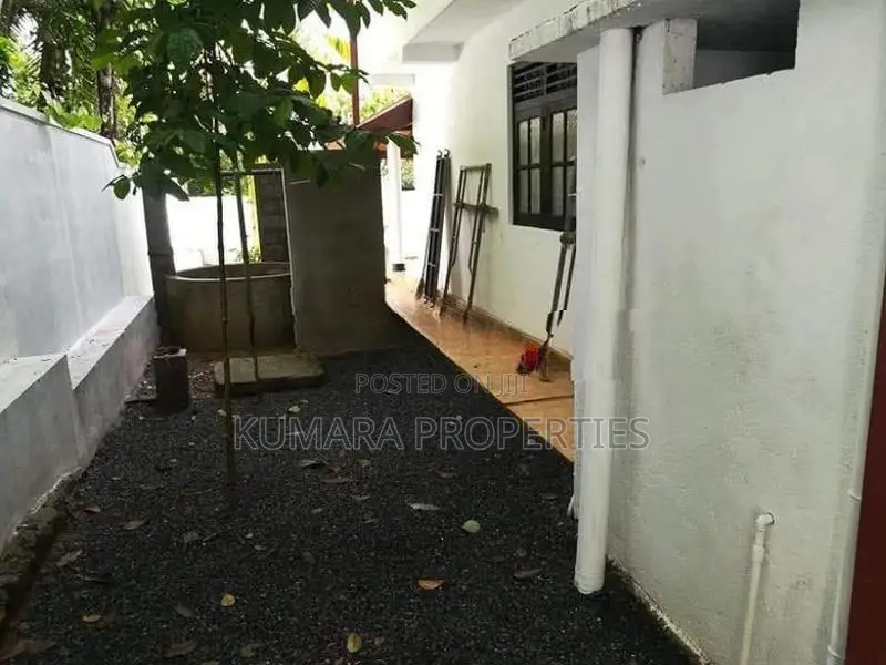 Spacious House for Sale – Bandaragama | Kesbewa Road