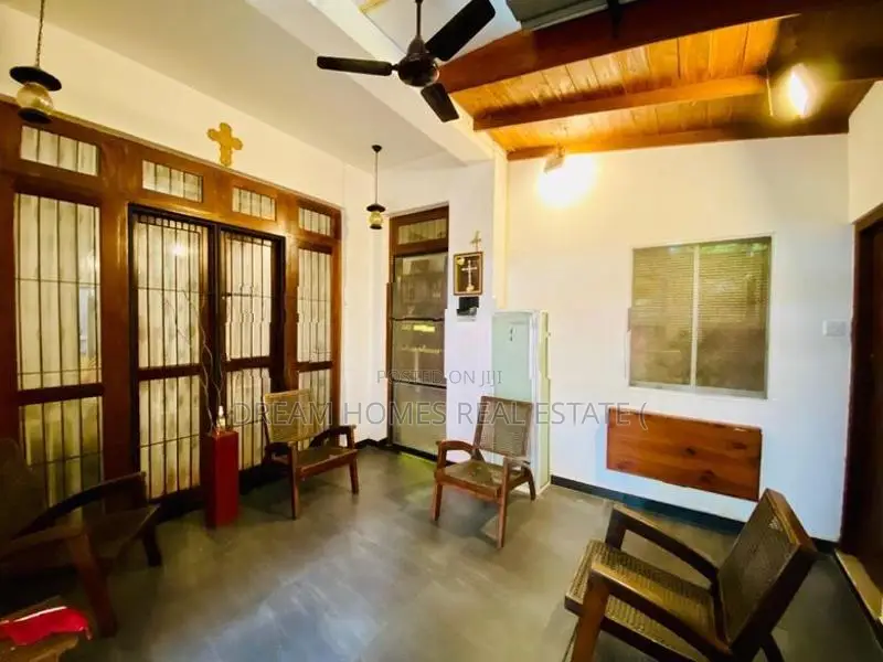 Luxury 2-Storey House for Sale in Rukmalgama – Near Athurugiriya