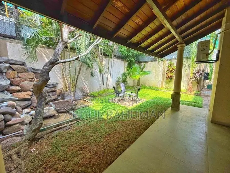 තට්ටු දෙකේ Gedara Kaduwela Junction for Rent