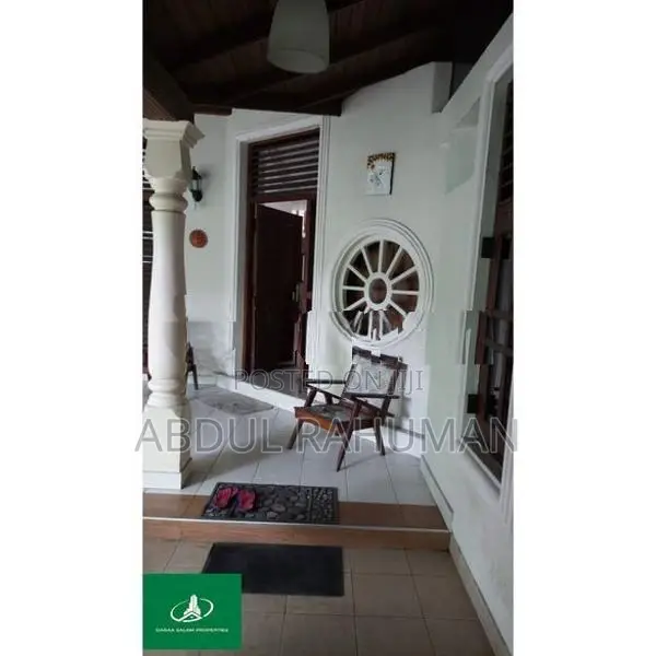 තට්ටු දෙකේ Gedara Kaduwela Junction for Rent