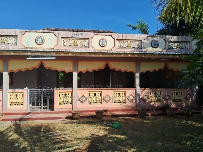 மாங்குளம் A9 Road side House for Rent ( Mankulam)