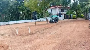 Ekala Ja Ela Valuable Land for Sale Walking Distance to Minuwangoda Ro