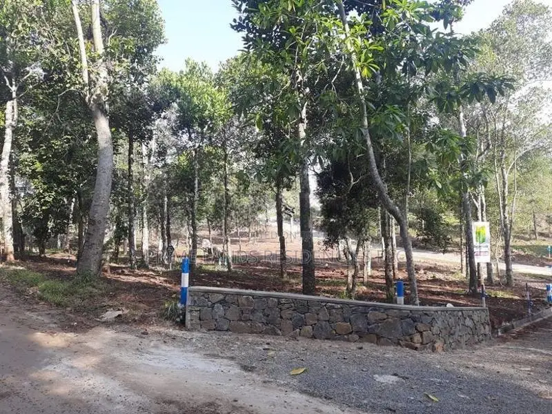 Land for Sale in Sinharagama