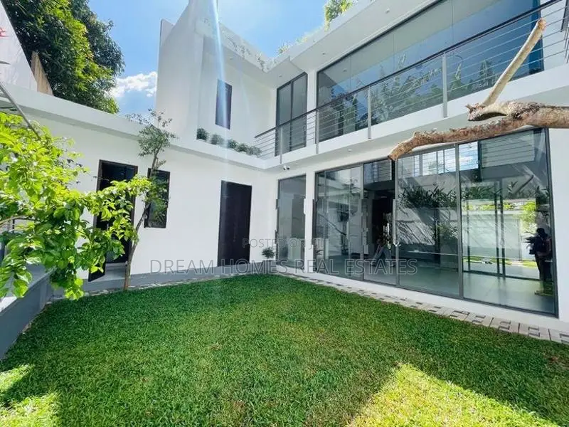 Modern 3BR House for Sale – Kadawatha
