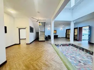 3-Storey Family Home with Rooftop Terrace – Kalubowila