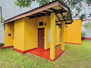 House for Sale in Athurugiriya – Peaceful Residential Location