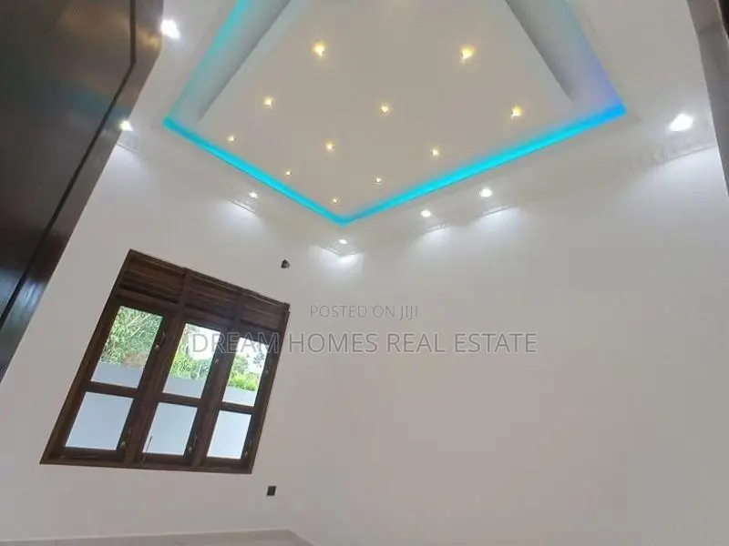 Modern 3-Bedroom House for Sale in Kesbewa, Piliyandala