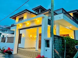 Good Best Perfect Brand New Upstair 4 BR House For Sale in Negombo