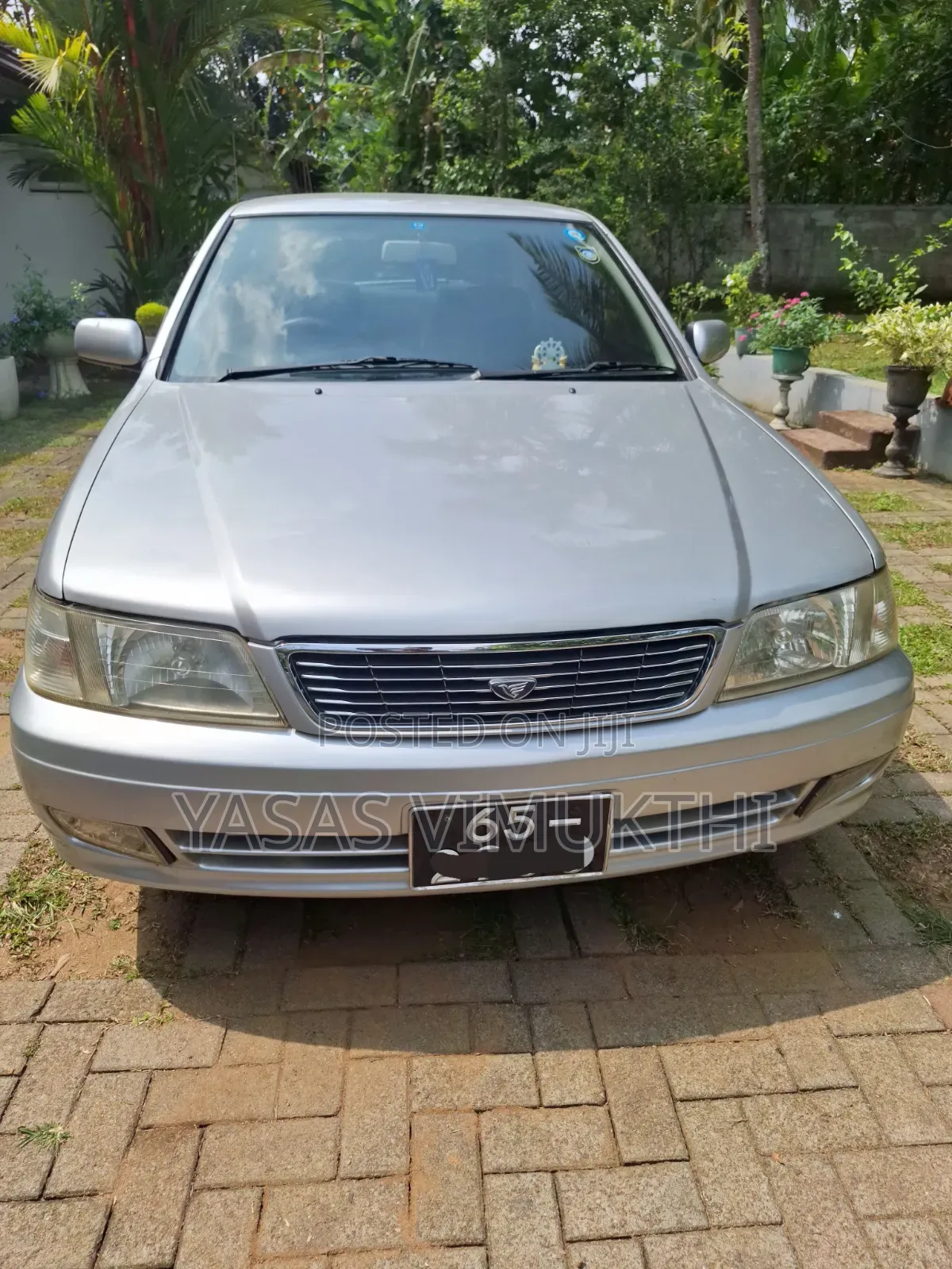 Nissan Bluebird 1998 Silver