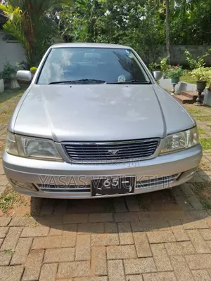 Nissan Bluebird 1998 Silver