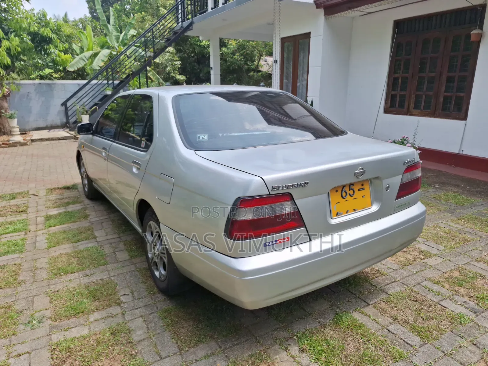 Nissan Bluebird 1998 Silver