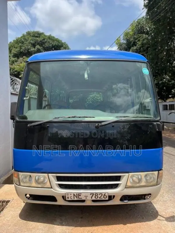 Mitsubishi Bola Rosa 2008 Bus (Used)