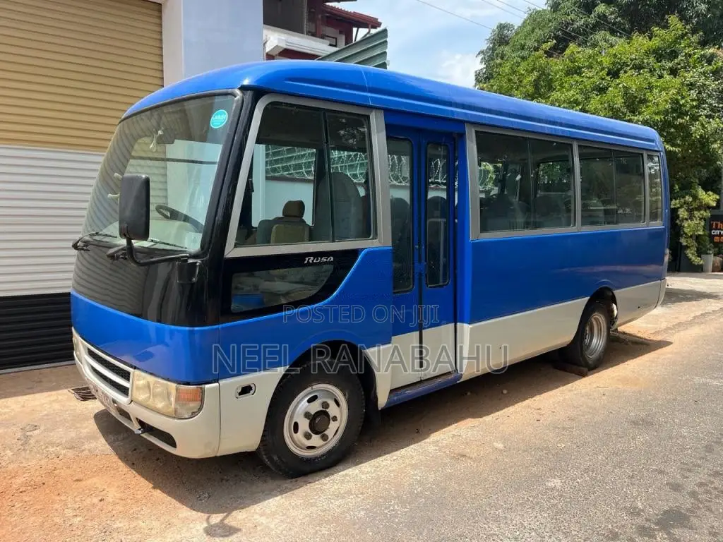 Mitsubishi Bola Rosa 2008 Bus (Used)