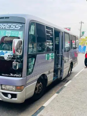 Isuzu Journey 2009 Bus (Used)