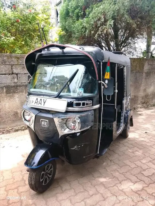 Bajaj RE 205 2015 Three Wheel (Used)