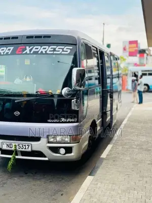 Isuzu Journey 2009 Bus (Used)
