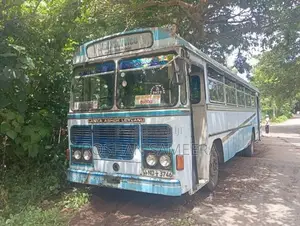 Ashok-Leyland Semi 2010 Bus (Used)