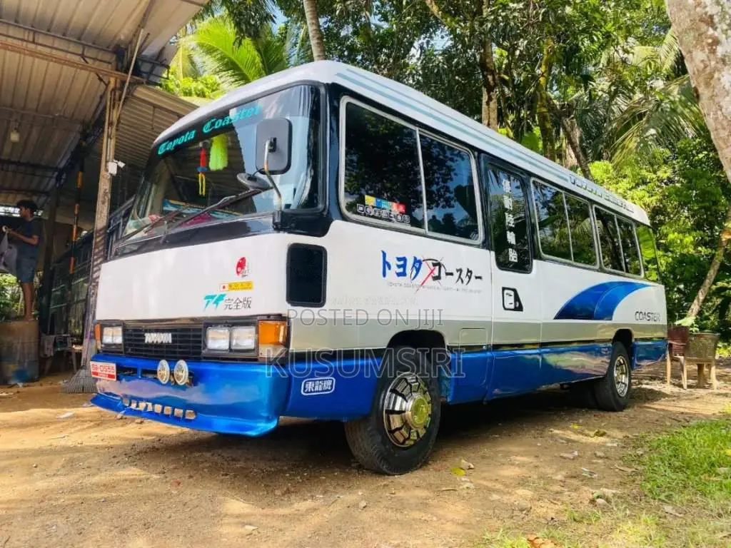 Toyota Coaster 1990 Bus (Used)